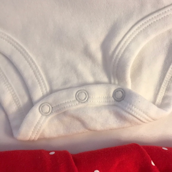 Carters Christmas Onesie and TuTu Leggings Outfit - Picture 5 of 8